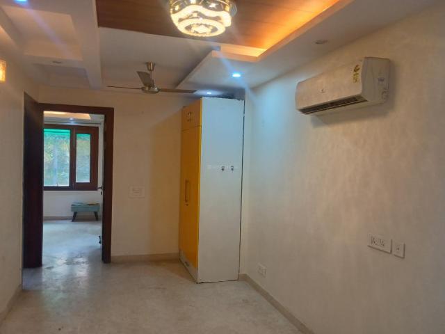 2 BHK Independent Builder Floor in East Of Kailash for rent New Delhi. The reference number is 18472516