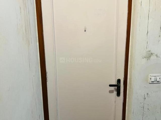 2 BHK Independent Builder Floor in East Of Kailash for rent New Delhi. The reference number is 19817692