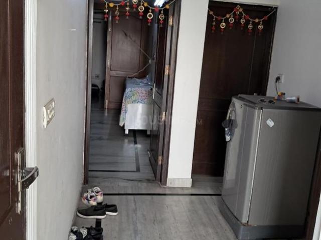 2 BHK Independent Builder Floor in East Of Kailash for rent New Delhi. The reference number is 20151152