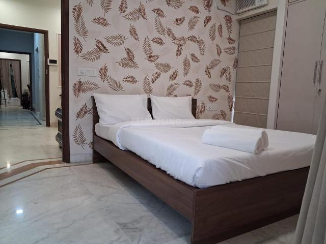 2 BHK Independent Builder Floor in East Of Kailash for resale New Delhi. The reference number is 19245923