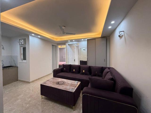 2 BHK Independent Builder Floor in Freedom Fighters Enclave for rent New Delhi. The reference number is 19966162