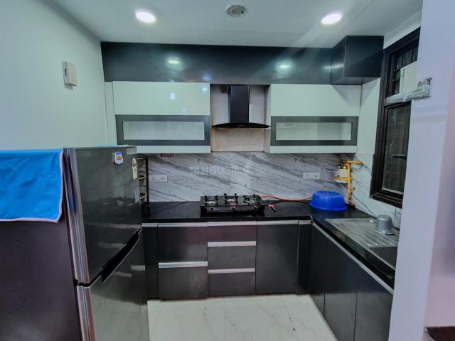 2 BHK Independent Builder Floor in Freedom Fighters Enclave for rent New Delhi. The reference number is 21108433