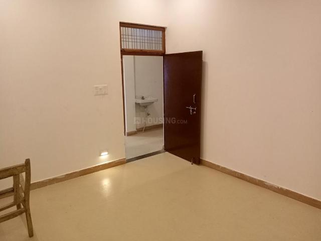 2 BHK Independent Builder Floor in George Town for rent Allahabad. The reference number is 13073275