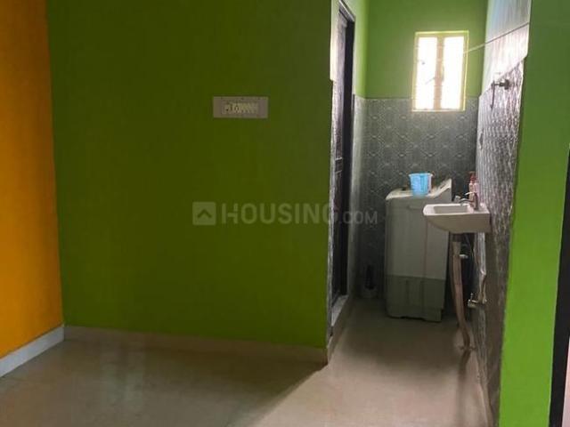 2 BHK Independent Builder Floor in Ghrounda for rent Patna. The reference number is 18173805
