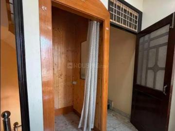 2 BHK Independent Builder Floor in GMS Road for rent Dehradun. The reference number is 20554961