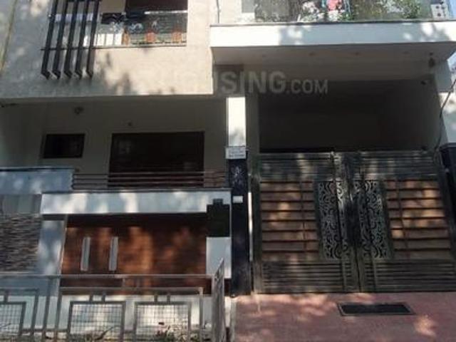 2 BHK Independent Builder Floor in Gomti Nagar for rent Lucknow. The reference number is 17318364