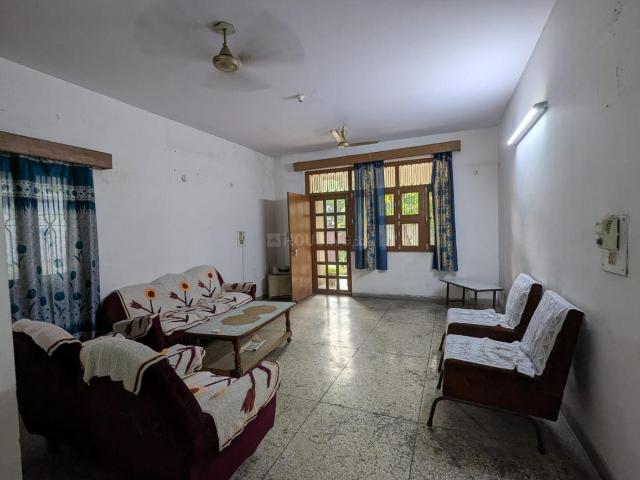 2 BHK Independent Builder Floor in Gomti Nagar for rent Lucknow. The reference number is 19100877