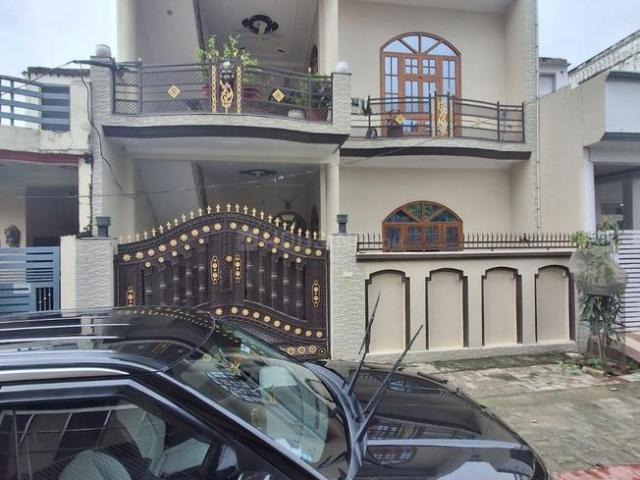 2 BHK Independent Builder Floor in Gomti Nagar for rent Lucknow. The reference number is 21040469