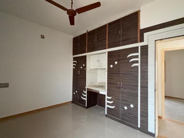 2 BHK Independent Builder Floor in Gotri for rent Vadodara. The reference number is 21321262