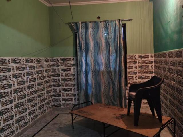 2 BHK Independent Builder Floor in Govindpuram for rent Ghaziabad. The reference number is 20785376