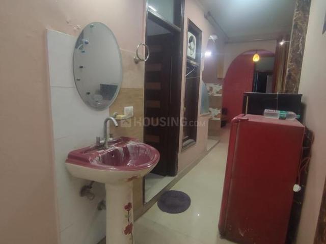 2 BHK Independent Builder Floor in Govindpuri for rent New Delhi. The reference number is 14915196
