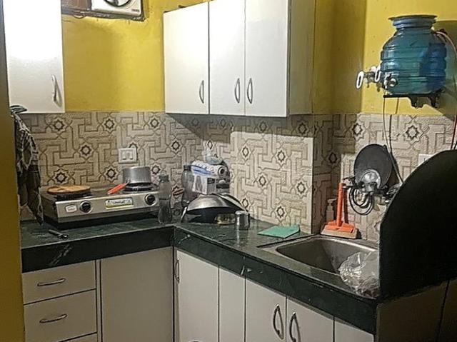 2 BHK Independent Builder Floor in Govindpuri for resale New Delhi. The reference number is 17991922