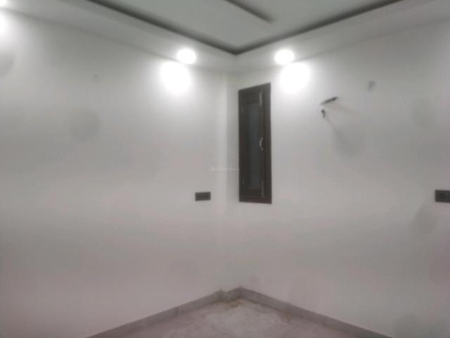 2 BHK Independent Builder Floor in Govindpuri for resale New Delhi. The reference number is 20584867