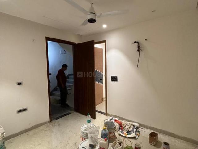 2 BHK Independent Builder Floor in Govindpuri for resale New Delhi. The reference number is 20676306
