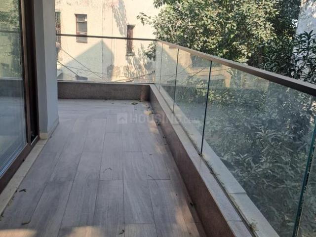 2 BHK Independent Builder Floor in Greater Kailash for rent New Delhi. The reference number is 18810489