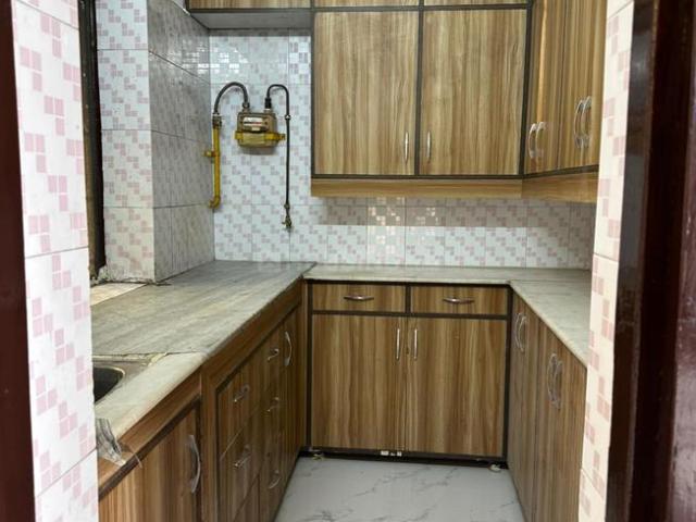 2 BHK Independent Builder Floor in Greater Kailash I for rent New Delhi. The reference number is 21023643
