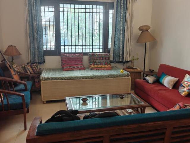 2 BHK Independent Builder Floor in Greater Kailash II for resale New Delhi. The reference number is 20006325