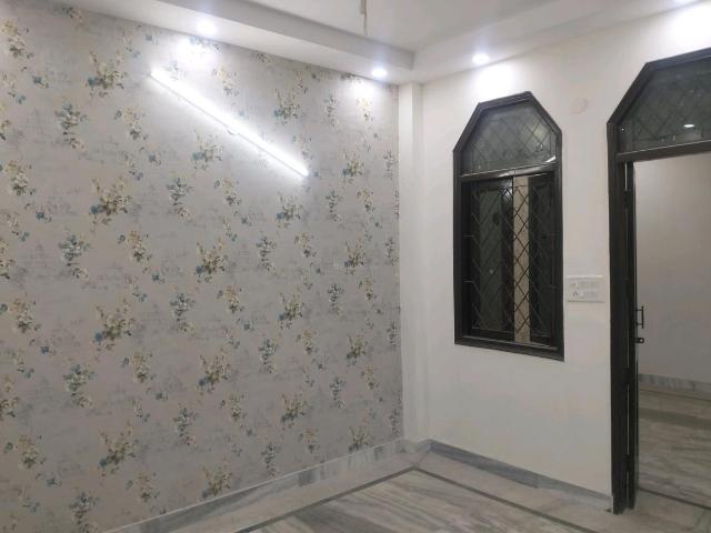 2 BHK Independent Builder Floor in Hari Nagar for resale New Delhi. The reference number is 15902956