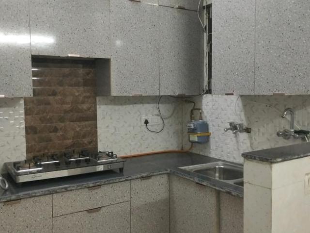 2 BHK Independent Builder Floor in Hari Nagar for resale New Delhi. The reference number is 19010125