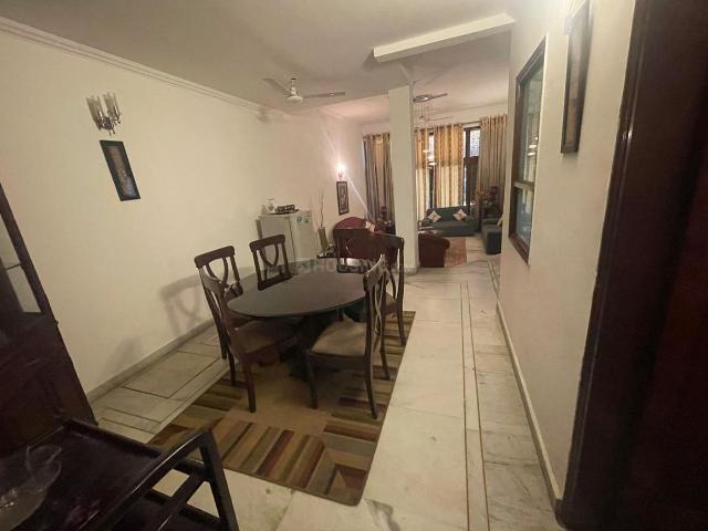 2 BHK Independent Builder Floor in Hauz Khas for rent New Delhi. The reference number is 19148432
