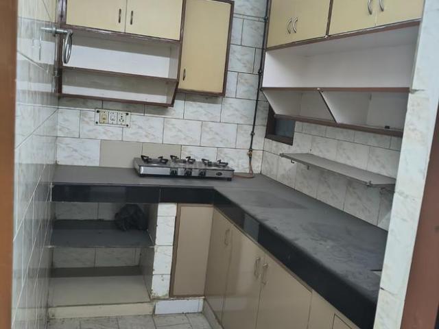2 BHK Independent Builder Floor in Hauz Khas for rent New Delhi. The reference number is 20670558