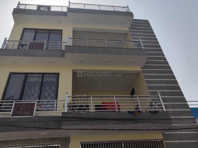 2 BHK Independent Builder Floor in Hem Chand Compound for rent Aligarh. The reference number is 19708846