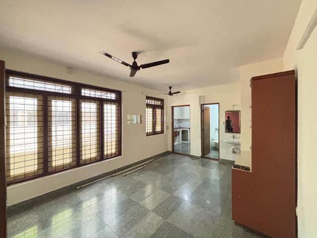 2 BHK Independent Builder Floor in HSR Layout for rent Bengaluru. The reference number is 21061550