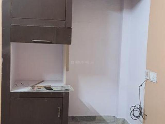 2 BHK Independent Builder Floor in Indira Nagar for rent Lucknow. The reference number is 10592656