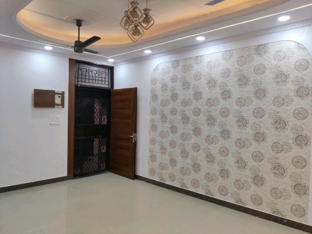 2 BHK Independent Builder Floor in Indirapuram for resale Ghaziabad. The reference number is 18389964