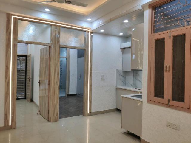 2 BHK Independent Builder Floor in Indirapuram for resale Ghaziabad. The reference number is 18990641