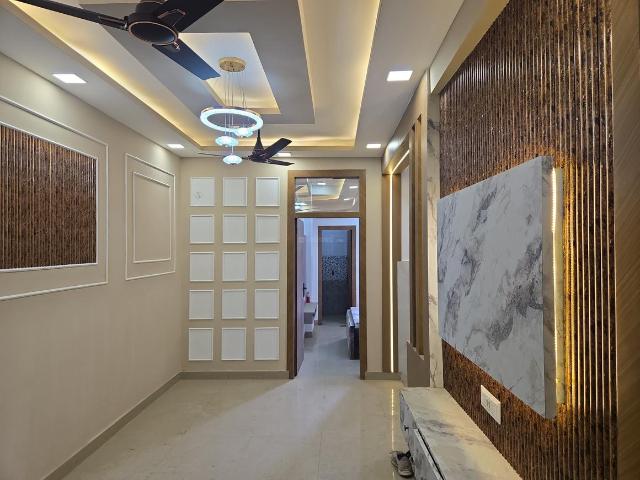 2 BHK Independent Builder Floor in Indirapuram for resale Ghaziabad. The reference number is 19409574