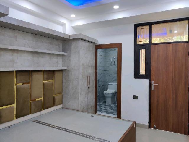 2 BHK Independent Builder Floor in Indirapuram for resale Ghaziabad. The reference number is 19882104