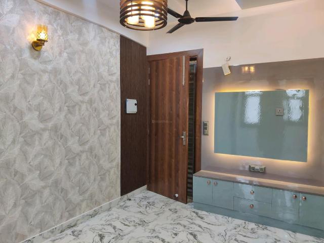 2 BHK Independent Builder Floor in Indirapuram for resale Ghaziabad. The reference number is 19935381