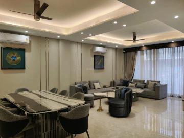 4 BHK Independent Builder Floor in Indirapuram for resale Ghaziabad. The reference number is 20435318