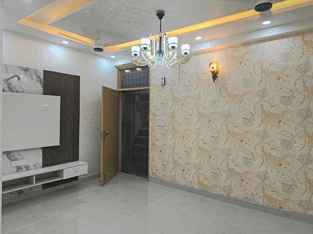 2 BHK Independent Builder Floor in Indirapuram for resale Ghaziabad. The reference number is 20877703
