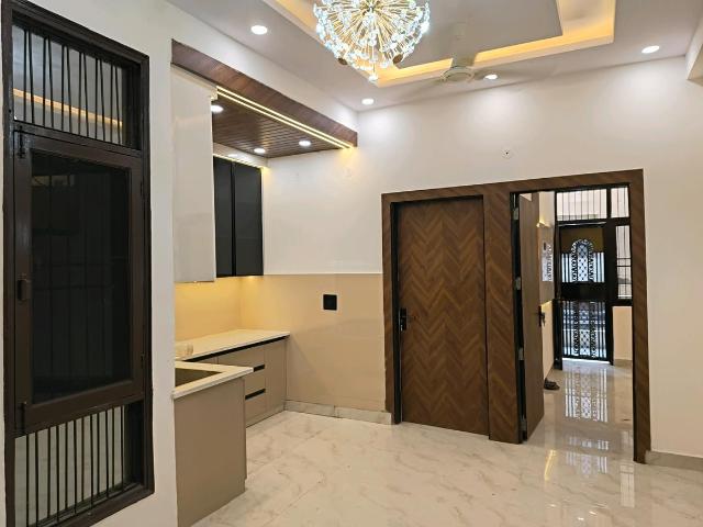 2 BHK Independent Builder Floor in Indirapuram for resale Ghaziabad. The reference number is 20877778