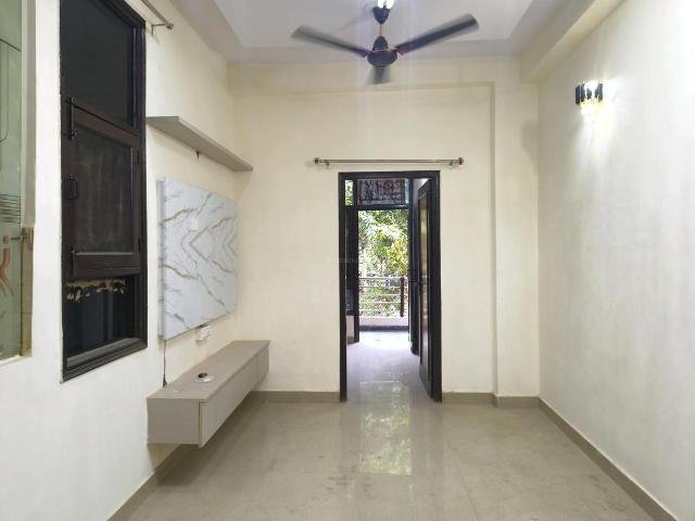 1 BHK Independent Builder Floor in Indirapuram for resale Ghaziabad. The reference number is 20965175