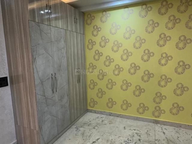 2 BHK Independent Builder Floor in Indirapuram for resale Ghaziabad. The reference number is 21142616