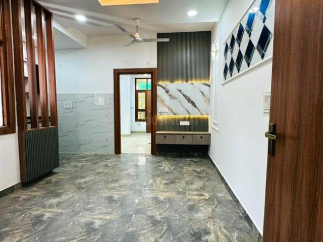 2 BHK Independent Builder Floor in Indirapuram for resale Ghaziabad. The reference number is 21335091