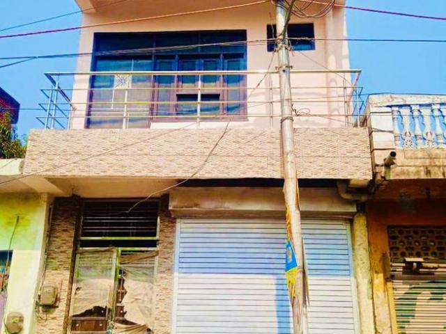 2 BHK Independent Builder Floor in Jajmau Sub Metro City for rent Kanpur. The reference number is 8676820