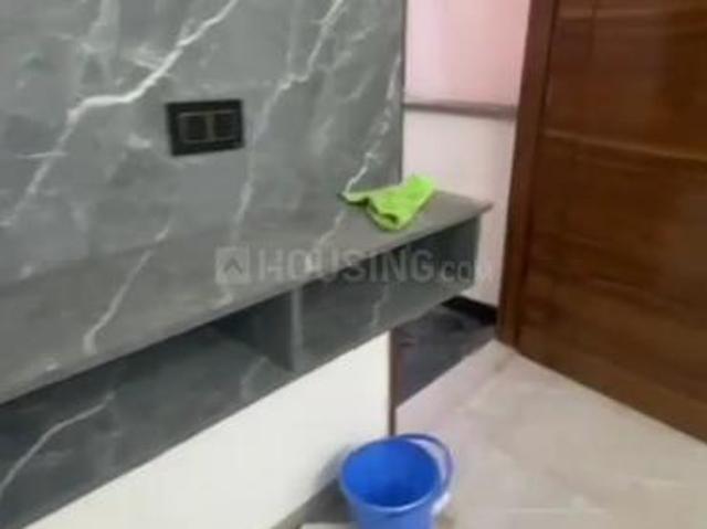 2 BHK Independent Builder Floor in Janakpuri for rent New Delhi. The reference number is 18350994