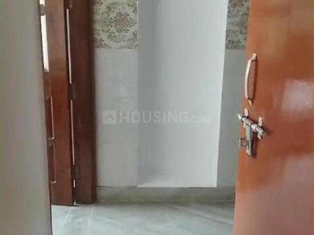 2 BHK Independent Builder Floor in Janakpuri for rent New Delhi. The reference number is 20470361