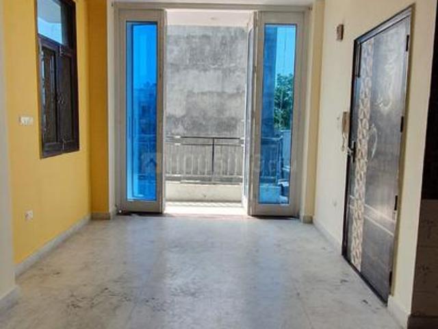 2 BHK Independent Builder Floor in Janakpuri for rent New Delhi. The reference number is 20849188