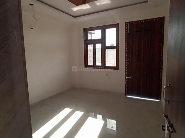 2 BHK Independent Builder Floor in Janakpuri for rent New Delhi. The reference number is 20049885