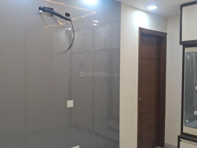 2 BHK Independent Builder Floor in Janakpuri for rent New Delhi. The reference number is 20100304