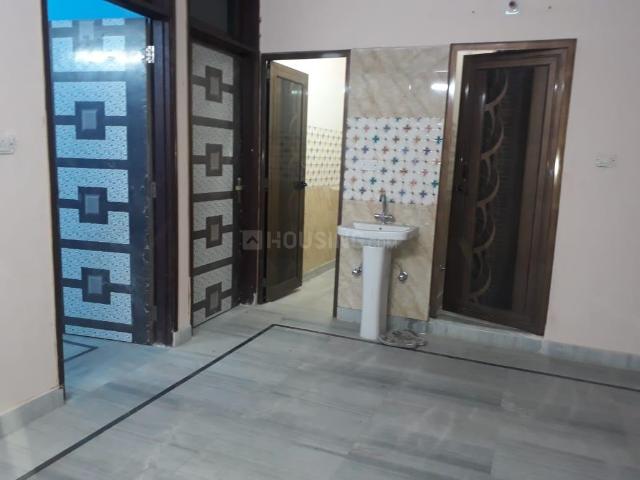 2 BHK Independent Builder Floor in Jangpura for rent New Delhi. The reference number is 6489090