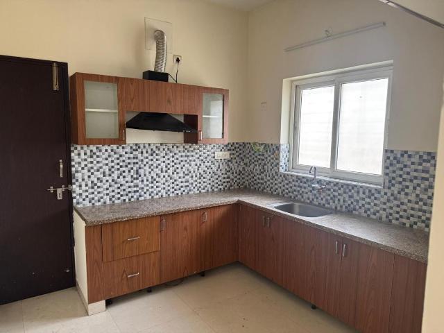 2 BHK Independent Builder Floor in Kundrathur for rent Chennai. The reference number is 20984042