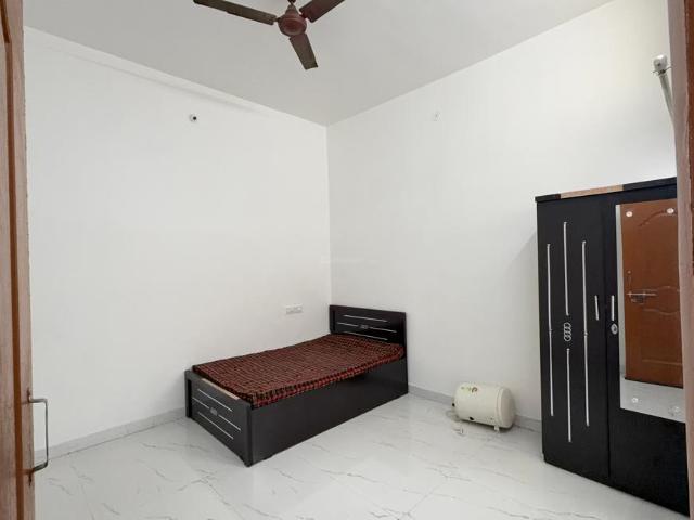 2 BHK Independent Builder Floor in Kabir Nagar for rent Raipur. The reference number is 21385424