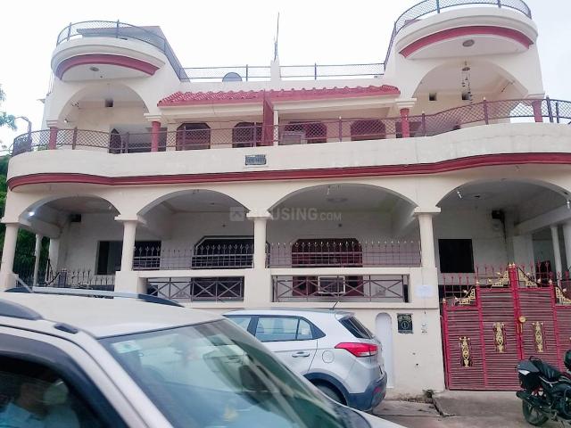 2 BHK Independent Builder Floor in Kamta for rent Lucknow. The reference number is 4817056