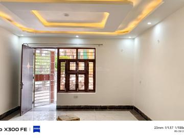 2 BHK Independent Builder Floor in Kanker Khera for resale Meerut. The reference number is 20450585